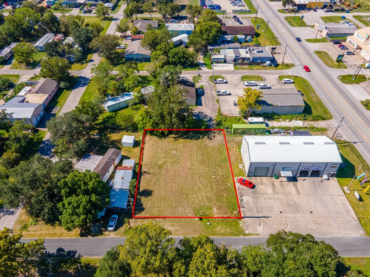 4618 11th Street, Bacliff, TX 77518 - #1