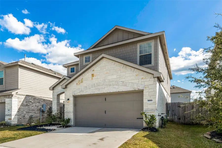 18955 Buckley Oak Drive, New Caney, TX 77357 - Image #2