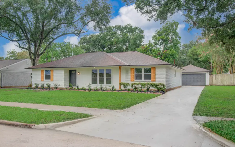 5731 Creekbend Drive, Houston, TX 77096 - #2