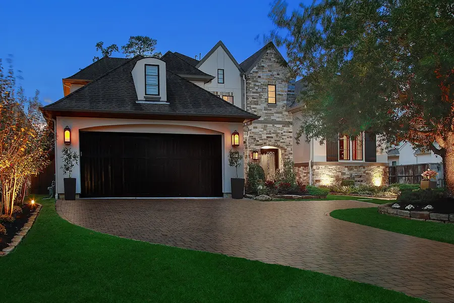 46 Pine Brook Court, Shenandoah, TX 77381 - Image #2