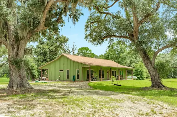 1546 Private Road 648, Cedar Lake, TX 77414