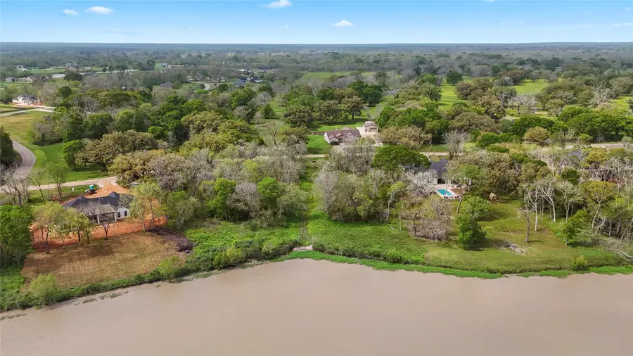 21502 Chenango Lake Drive, Angleton, TX 77515 - #2
