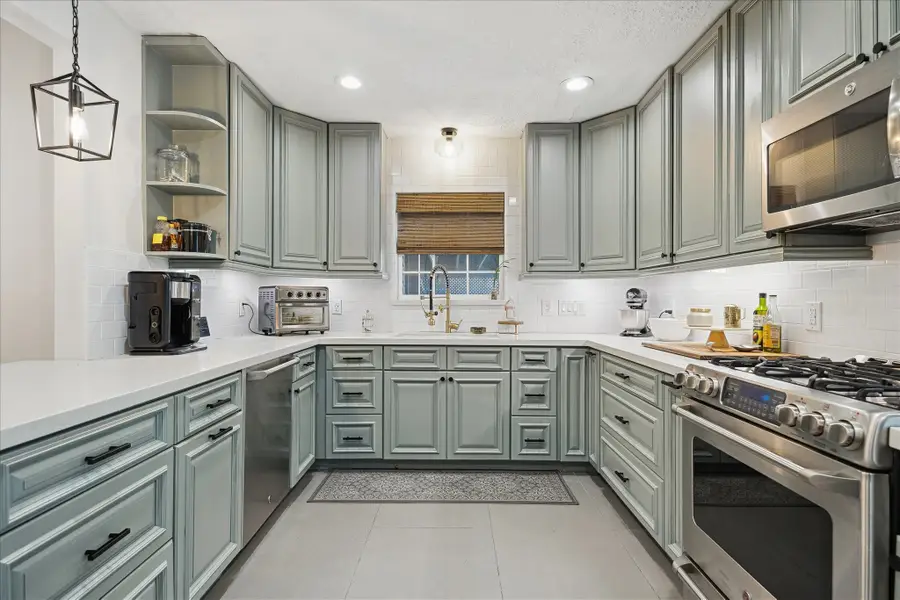 5423 Carew Street, Houston, TX 77096 - Image #3