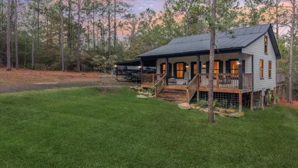 119 Sycamore Drive, Brookeland, TX 75931