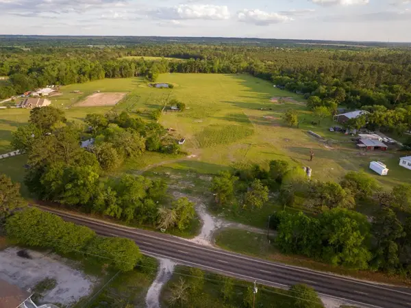 000 Fm 1696, Huntsville, TX 77340