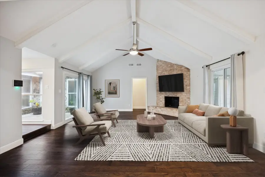 10638 Bob White Drive, Houston, TX 77096 - Image #2