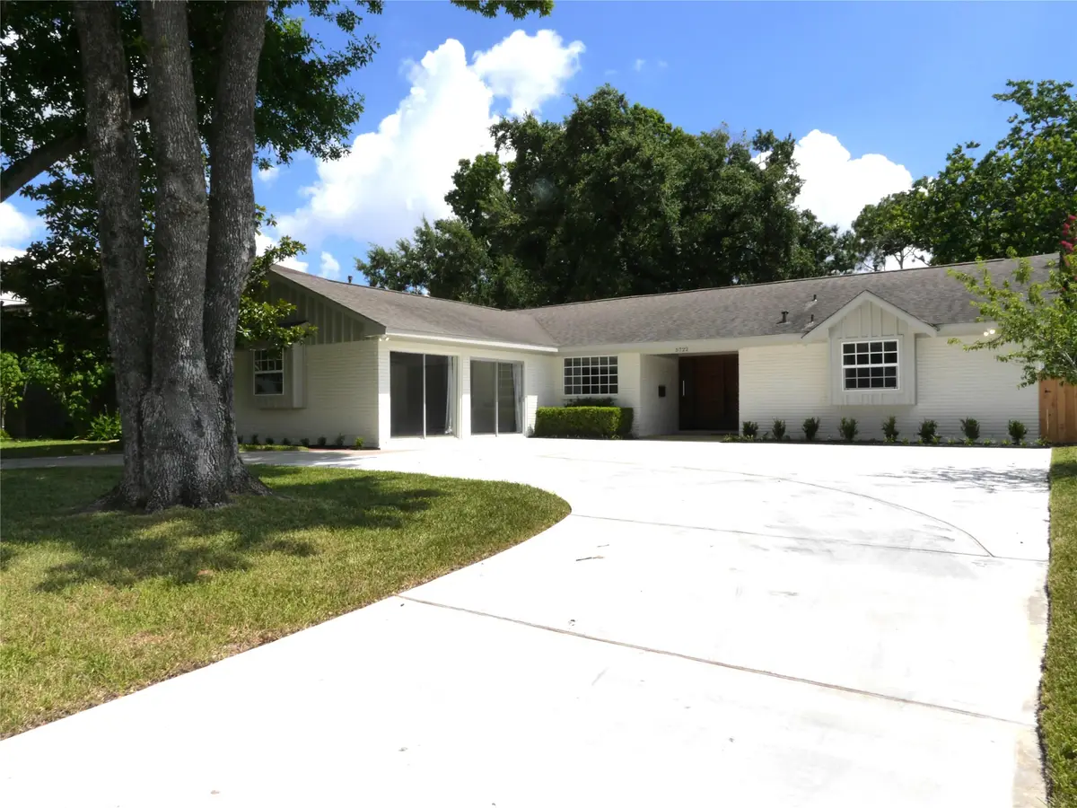 5722 N Braeswood Boulevard, Houston, TX 77096 - #1