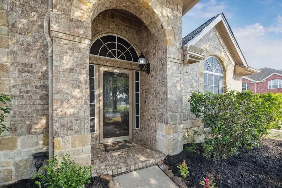 22302 Bridgestone Palm Court, Spring, TX 77388 - Image #2