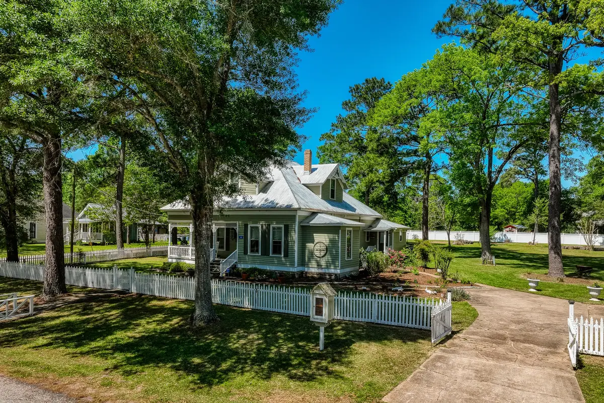 235 Hickory Street, New Ulm, TX 78950 - #1