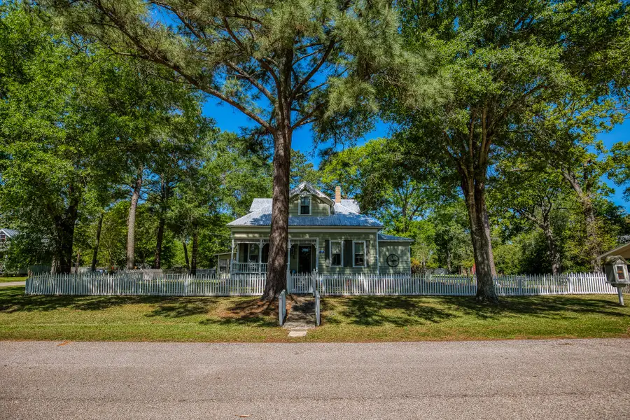 235 Hickory Street, New Ulm, TX 78950 - #3