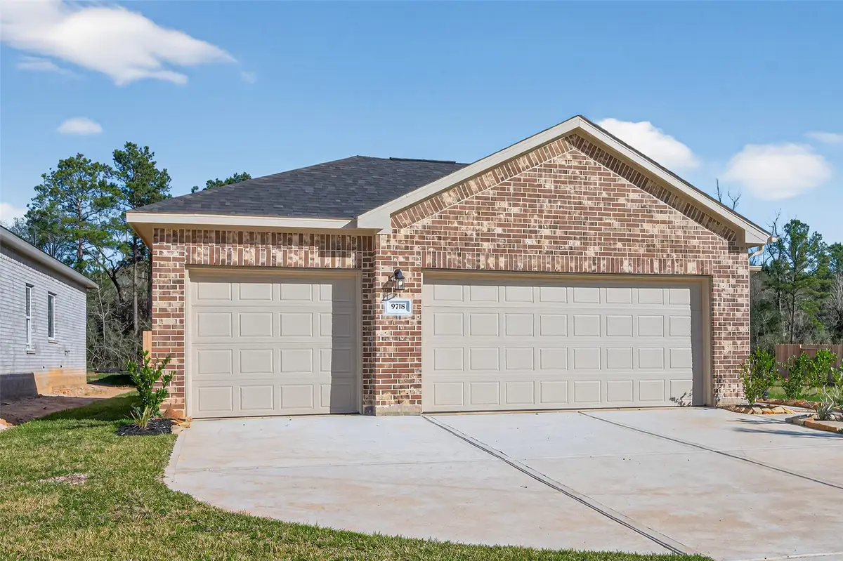 9718 Enclave Ridge Road, Willis, TX 77318 - Image #1