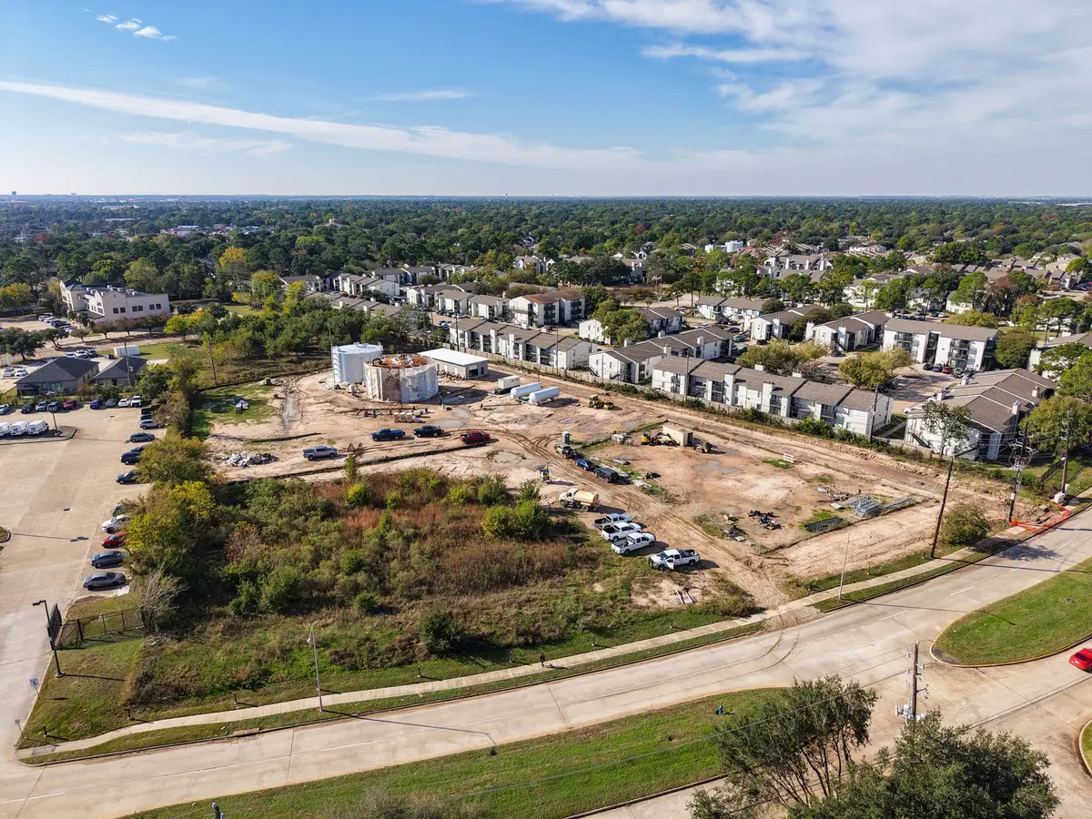 15200 Point Northwest, Houston, TX 77095 - #1
