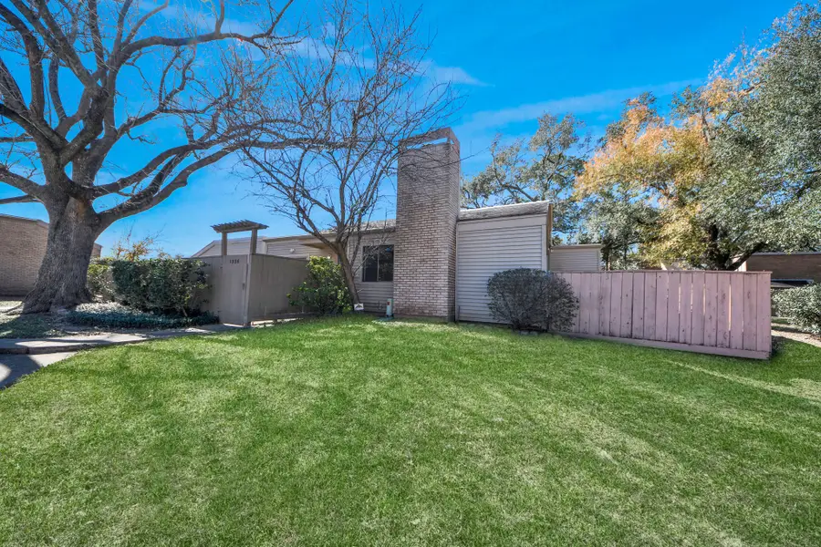 1336 Chardonnay Drive, Houston, TX 77077 - Image #2