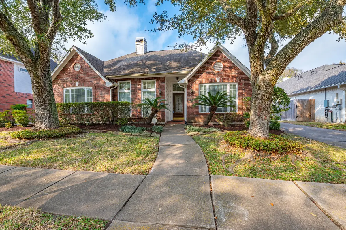 1615 Evergreen Lane, Seabrook, TX 77586 - Image #1