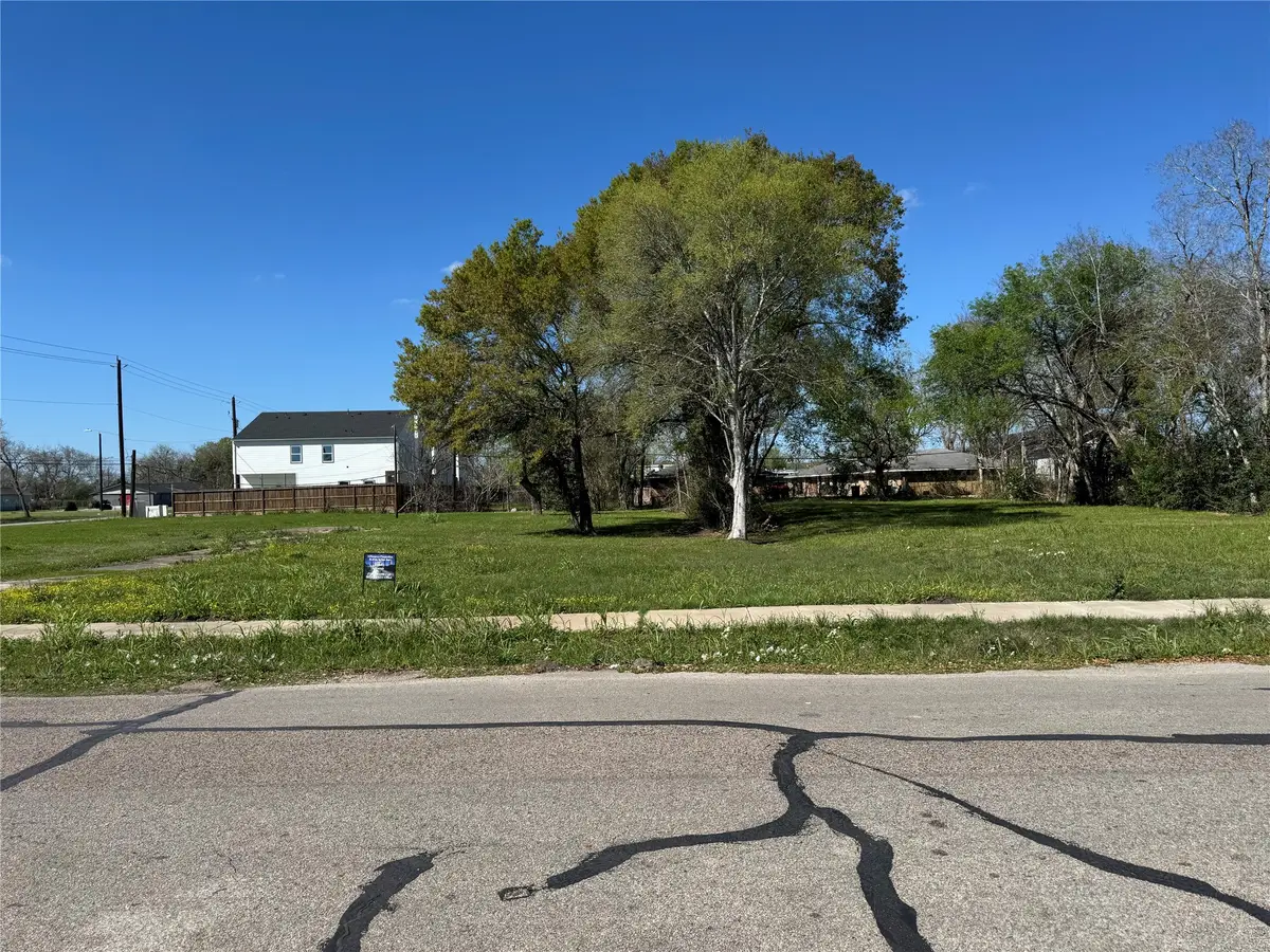 0 Wilmington Street, Houston, TX 77033 - #1