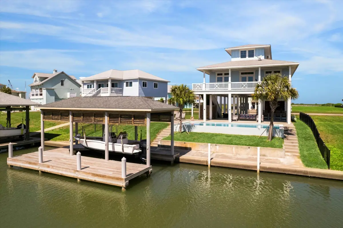 2012 Laguna Harbor Cove Boulevard, Port Bolivar, TX 77650 - #1