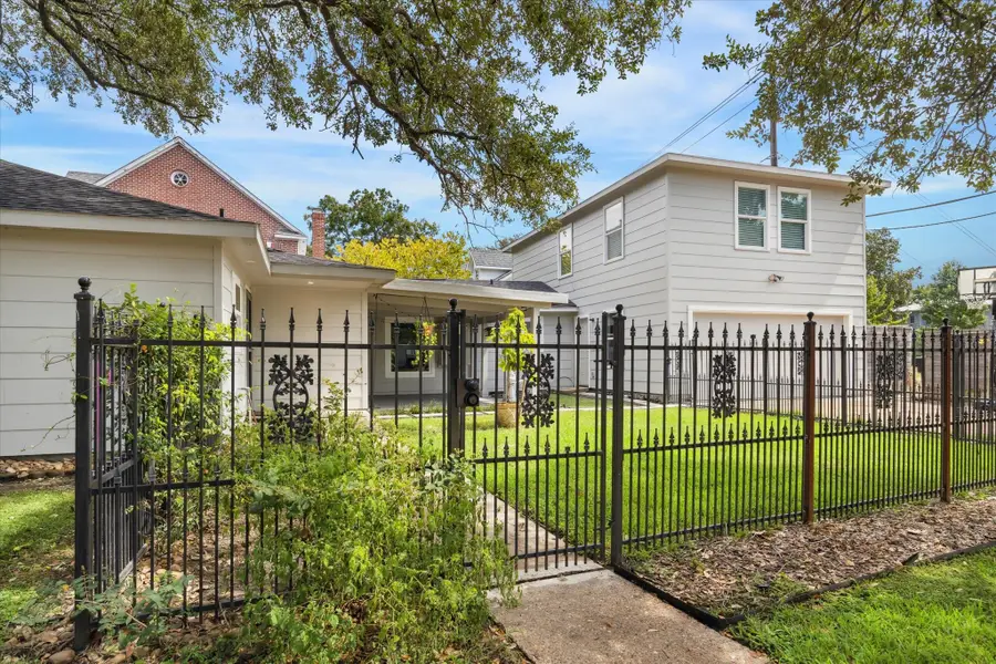 6047 Floyd Street, Houston, TX 77007 - Image #3