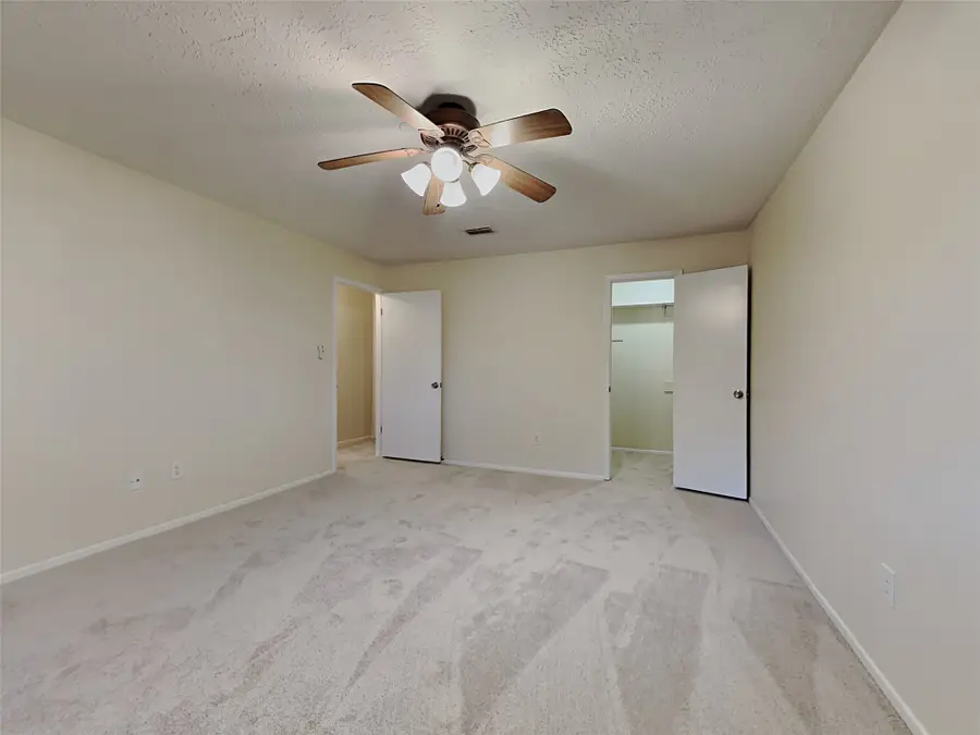 16418 Forest Bend Avenue, Friendswood, TX 77546 - #2