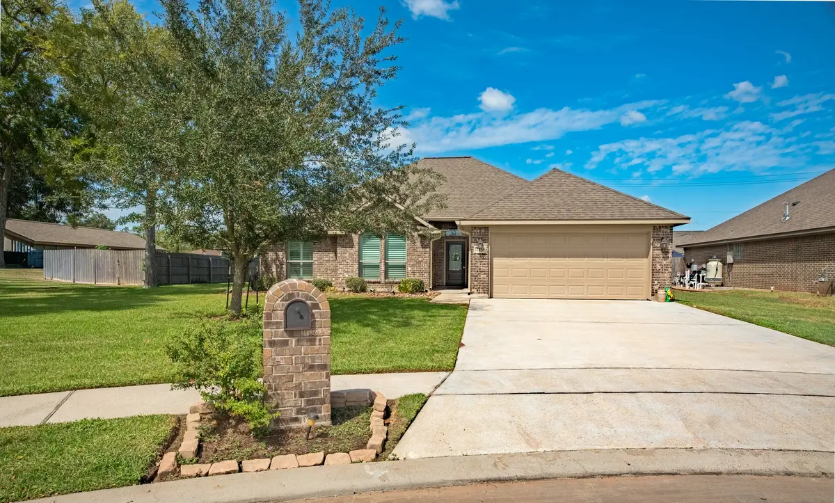 219 Marigold Street, Lake Jackson, TX 77566 - #1