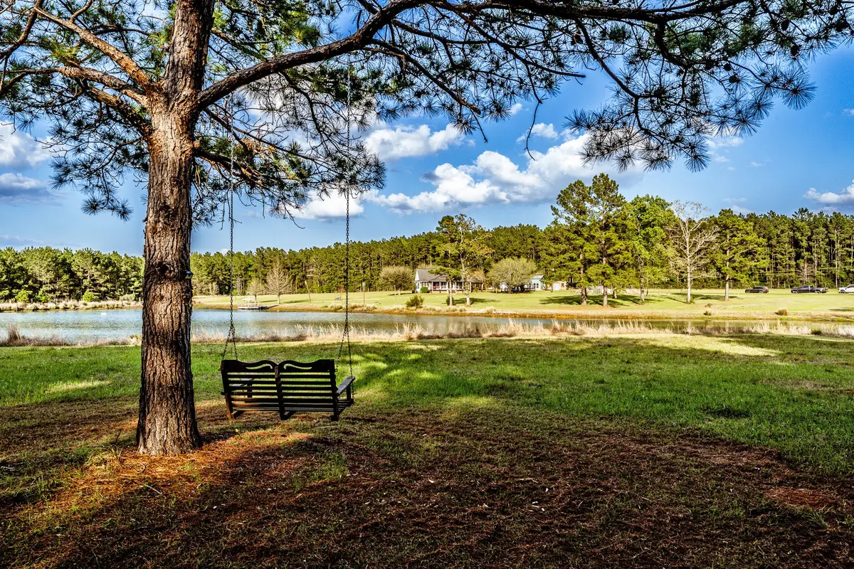 1587 County Road 1105, Crockett, TX 75835 - #1