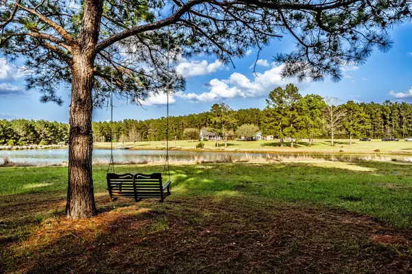 1587 County Road 1105, Crockett, TX 75835