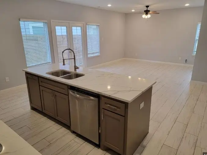 8203 Oak Knoll Lane #B, Houston, TX 77028 - #3