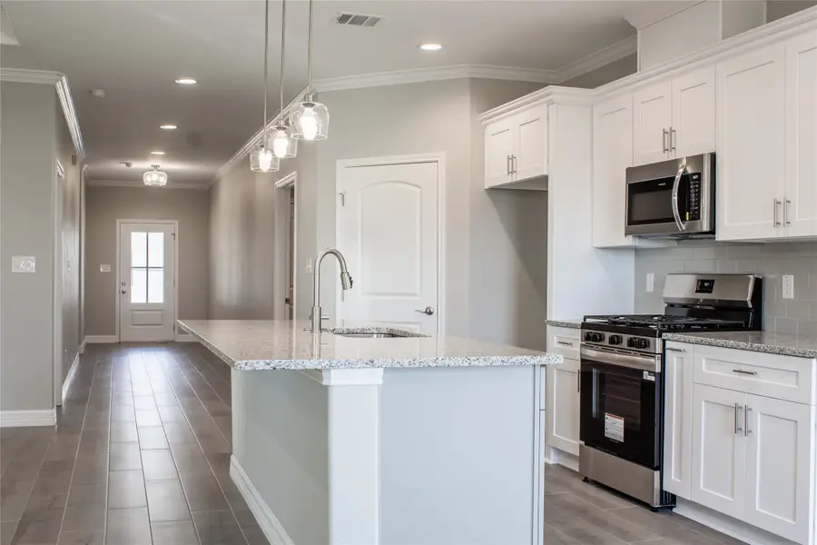 303 Canal Street, Port Neches, TX 77651 - #3