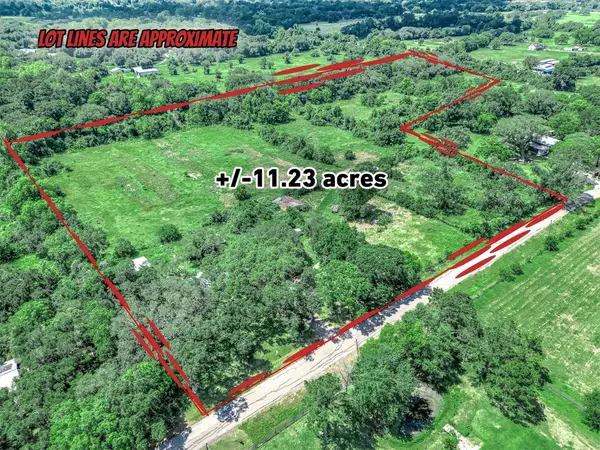 2380 County Road 155, Alvin, TX 77511