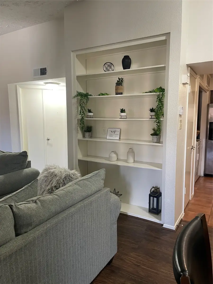 10555 Turtlewood Court #3005, Houston, TX 77072 - Image #3