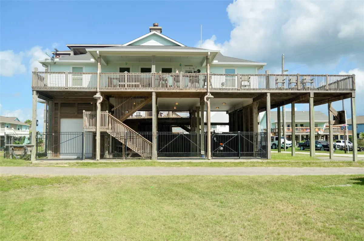 903 S Cove, Crystal Beach, TX 77650 - #1
