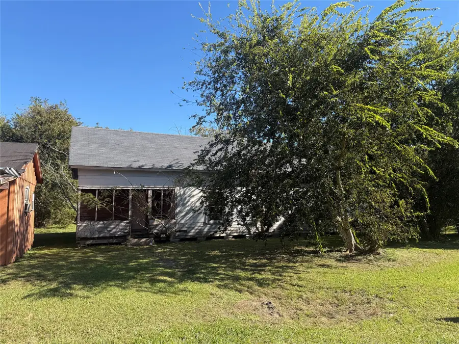 2123/2107 Main Street, Danbury, TX 77534 - Image #2