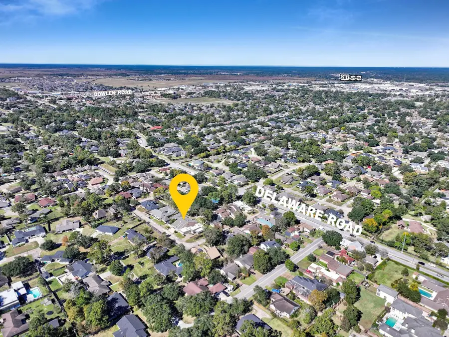 220 Summerwood Street, Beaumont, TX 77706 - Image #2