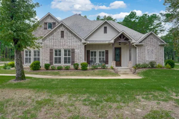 3113 Shadow Pine Drive, Larue, TX 75770