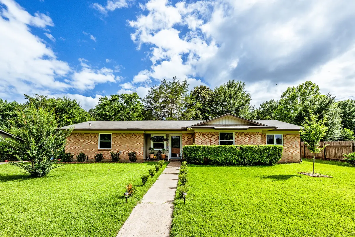 2202 Easley Circle, Huntsville, TX 77320 - #1