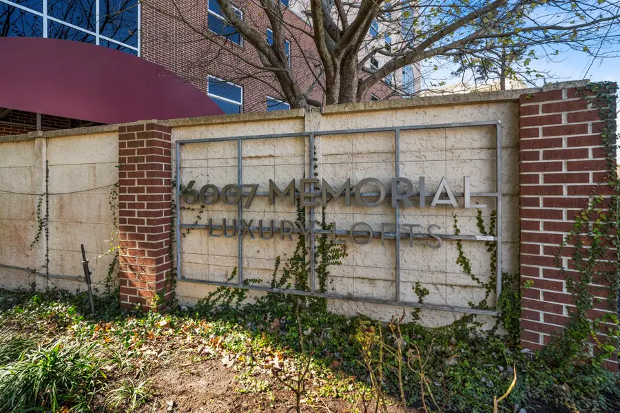 6007 Memorial Drive #202, Houston, TX 77007 - Image #2