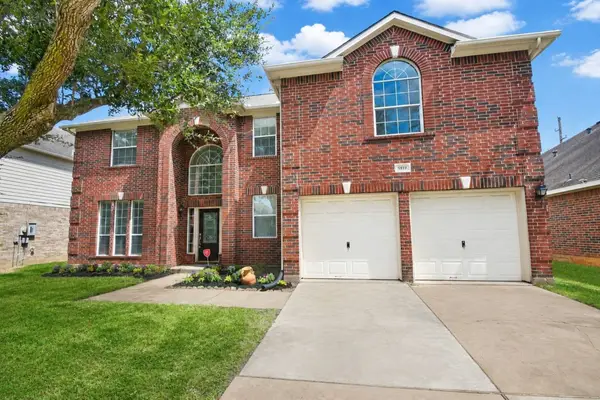 9111 Morningstar Drive, Sugar Land, TX 77479