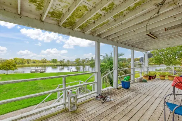 1426 Angle Road, Angleton, TX 77515