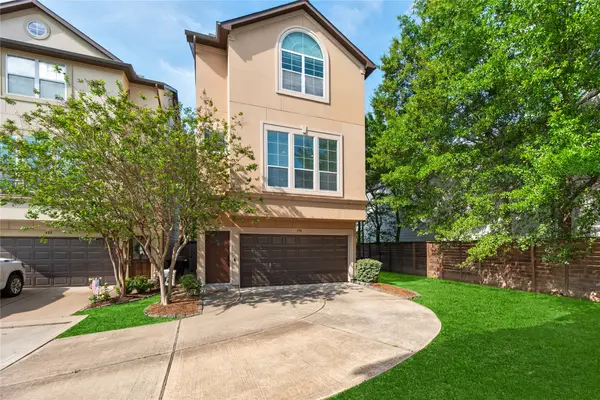 870 Fisher Street, Houston, TX 77018