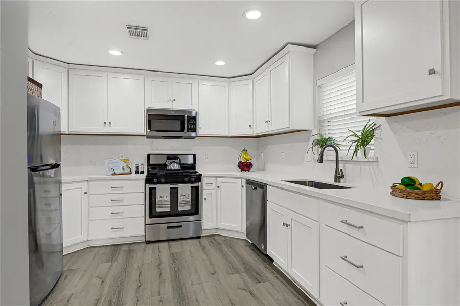 3802 Loft Forest Court, Kingwood, TX 77339 - Image #3