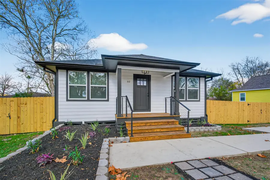 512 W Jefferson Street, Brenham, TX 77833 - #2