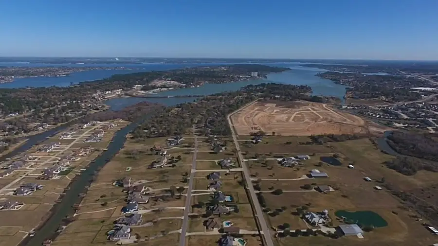 19012 Harbor Side Boulevard, Montgomery, TX 77356 - Image #2