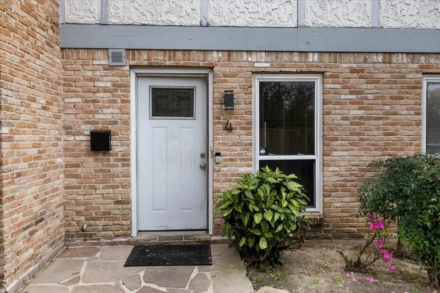 1846 Hollister Street #4, Houston, TX 77080 - #2