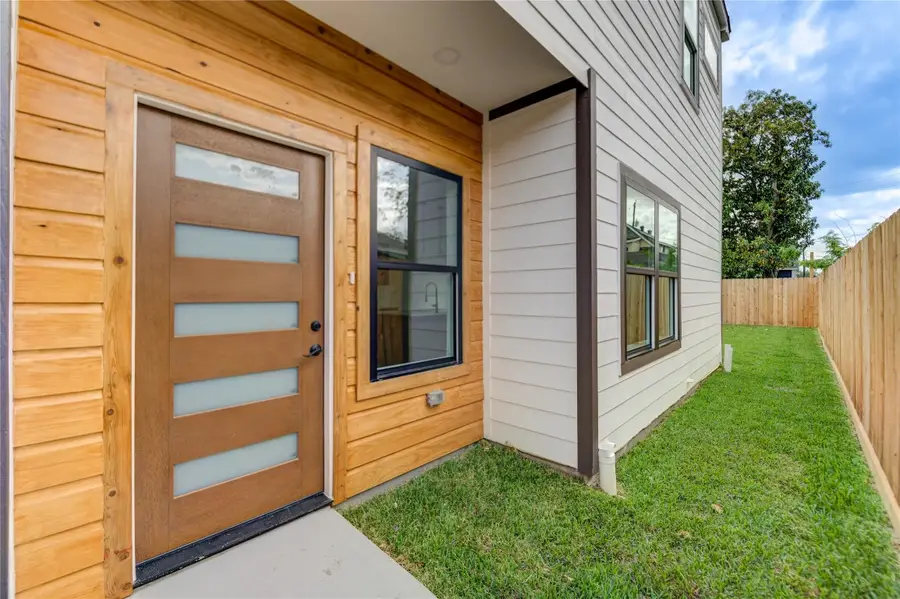 4554 Newberry Street #A/B, Houston, TX 77051 - #3