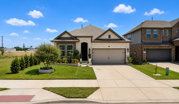 102 Camelia Street, Garland, TX 75043