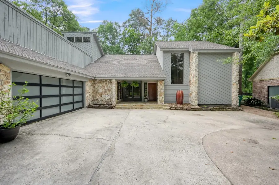4 Coralvine Court, The Woodlands, TX 77380 - #3
