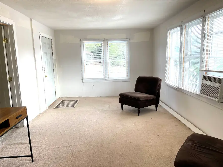 1828 W Mill Street Sw, New Braunfels, TX 78130 - #3