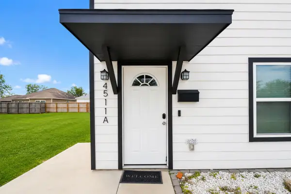 4511 Reed Road #A, Houston, TX 77051
