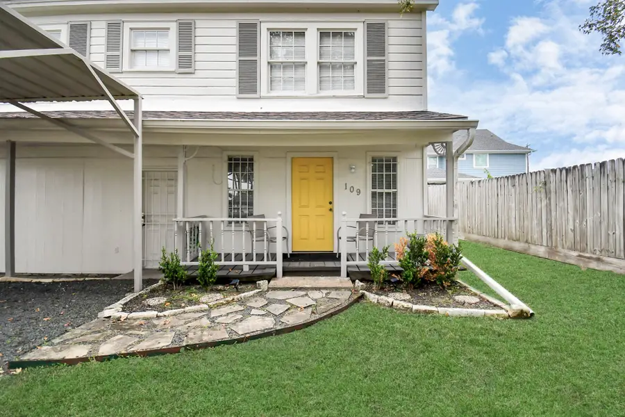 109 Amundsen Street, Houston, TX 77009 - #2