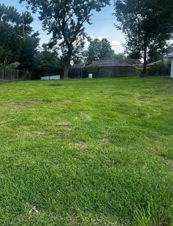 17002 Folsom Drive, Houston, TX 77049