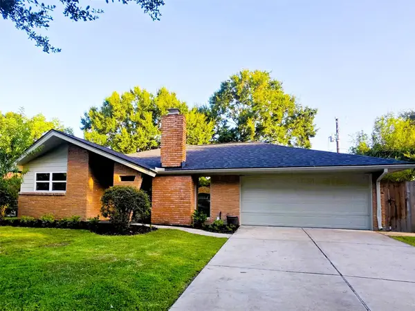 5315 Briarbend Drive, Houston, TX 77096